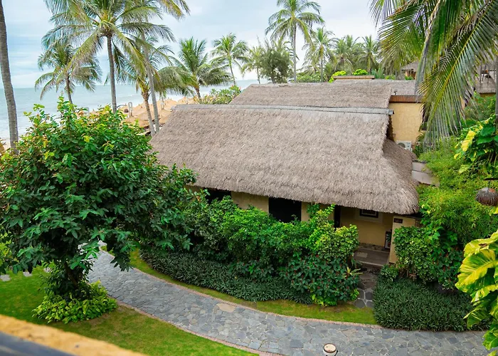 Resort Bamboo Village & 4*