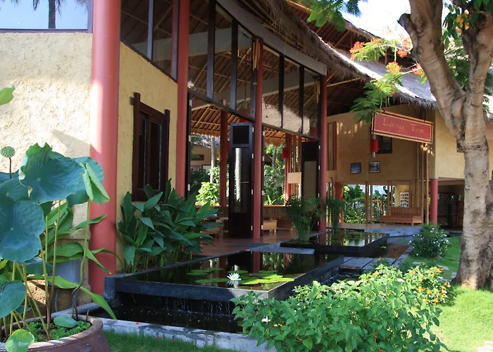 Bamboo Village & Resort